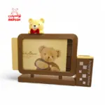 اطار صور اطفال مع مقلمة أقلام