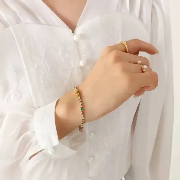 انسيال تنس استاليس مع فصوص زركون ضد الصدا