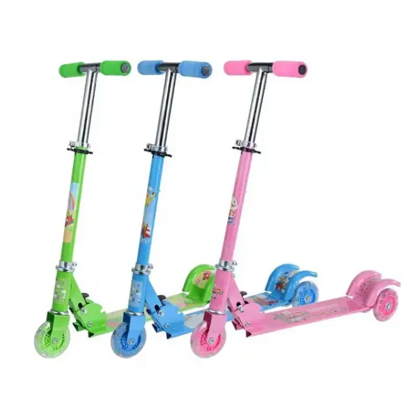 اسكوتر بفرامل واضاء في العجل